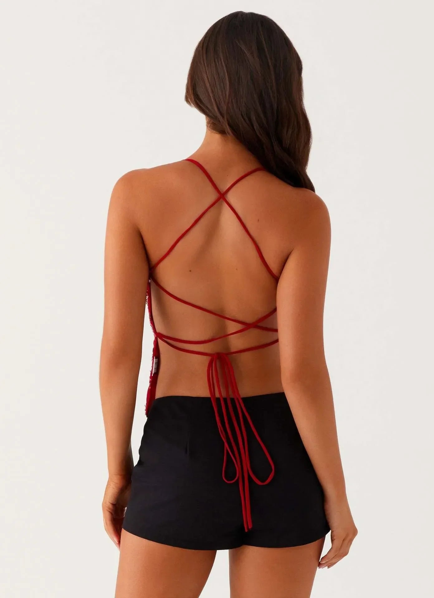 גופיית Slim Fit רקומה עם כתפיות מוצלבות דגם מיקה